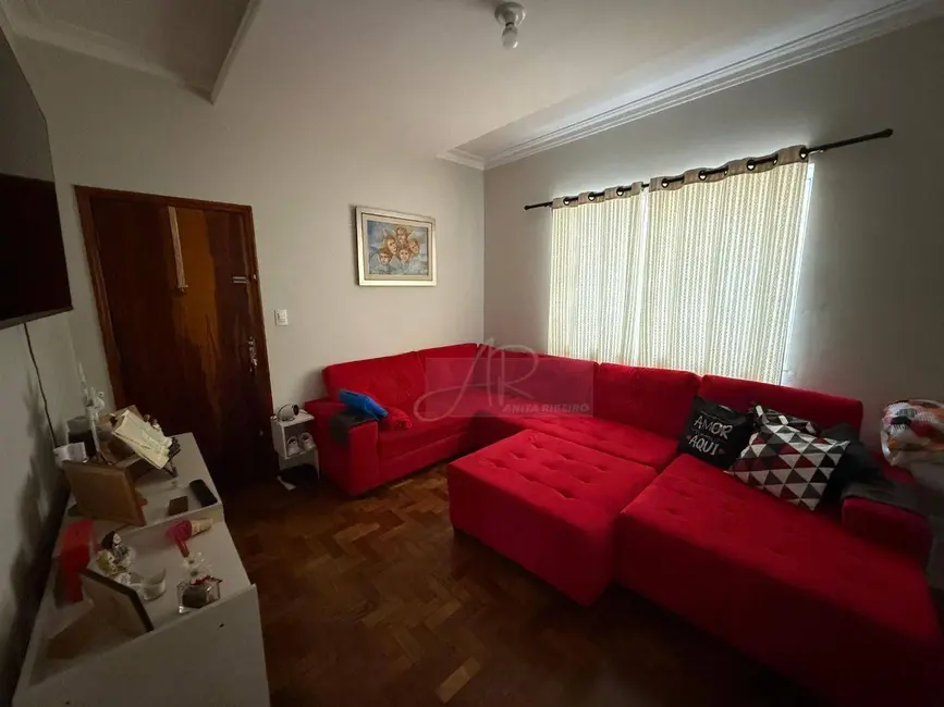 Foto 1 de Apartamento com 4 quartos à venda, 130m2 em Centro, Pouso Alegre - MG