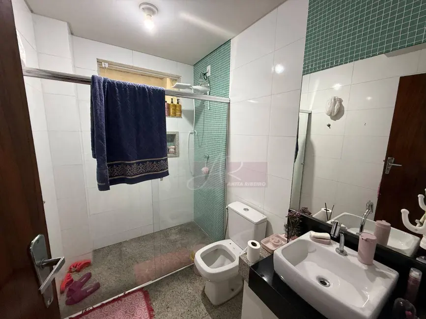 Apartamento com 4 quartos à venda, 130m2 em Centro, Pouso Alegre - MG - imagem 9 Foto 9 de Apartamento com 4 quartos à venda, 130m2 em Centro, Pouso Alegre - MG
