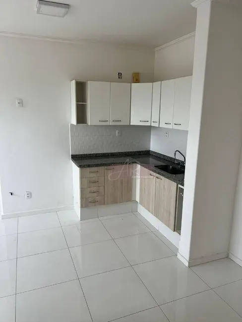 Apartamento com 3 quartos à venda, 133m2 em Centro, Pouso Alegre - MG - imagem 6 Foto 6 de Apartamento com 3 quartos à venda, 133m2 em Centro, Pouso Alegre - MG