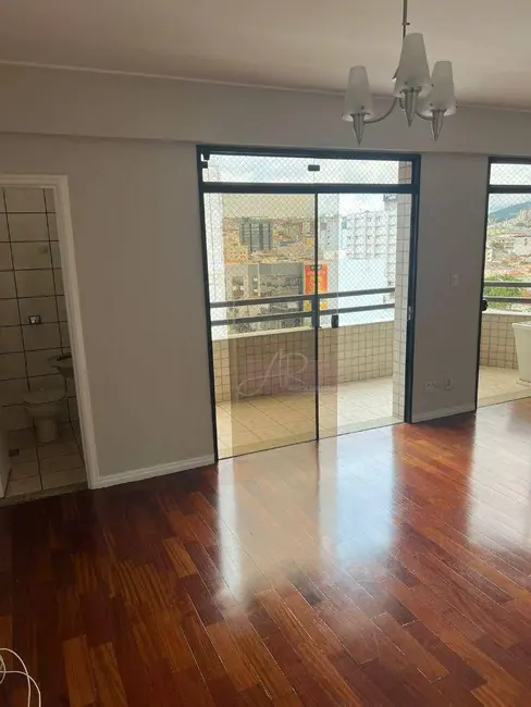 Apartamento com 3 quartos à venda, 133m2 em Centro, Pouso Alegre - MG - imagem 3 Foto 3 de Apartamento com 3 quartos à venda, 133m2 em Centro, Pouso Alegre - MG