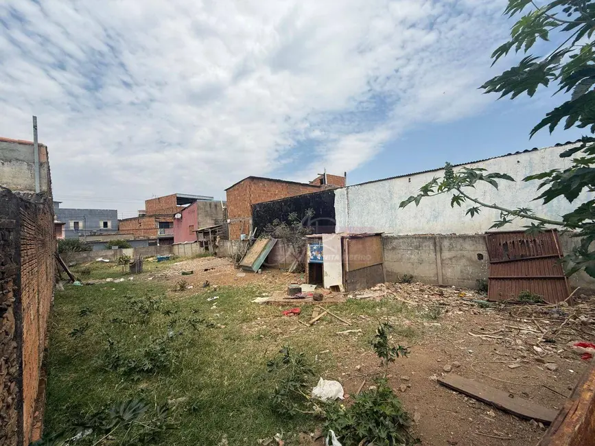 Foto 2 de Terreno / Lote à venda, 340m2 em São Geraldo, Pouso Alegre - MG