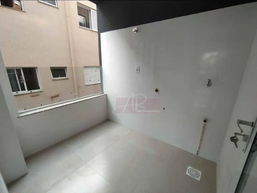 Foto 8 de Apartamento com 2 quartos à venda, 73m2 em Pouso Alegre - MG