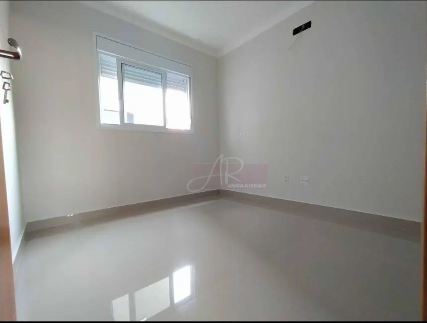 Foto 5 de Apartamento com 2 quartos à venda, 73m2 em Pouso Alegre - MG