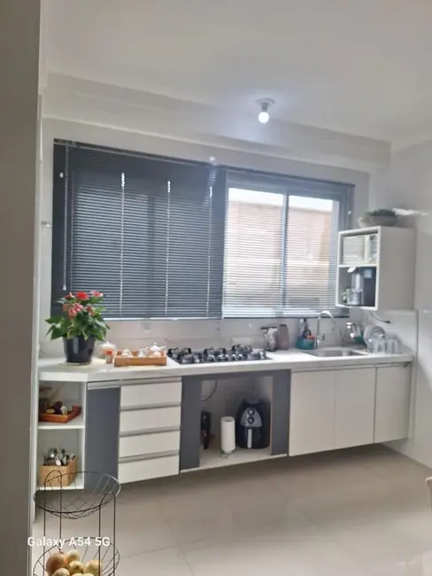Foto 5 de Apartamento com 3 quartos à venda, 82m2 em Pouso Alegre - MG