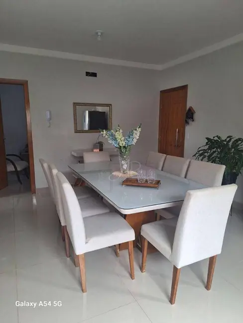 Foto 4 de Apartamento com 3 quartos à venda, 82m2 em Pouso Alegre - MG