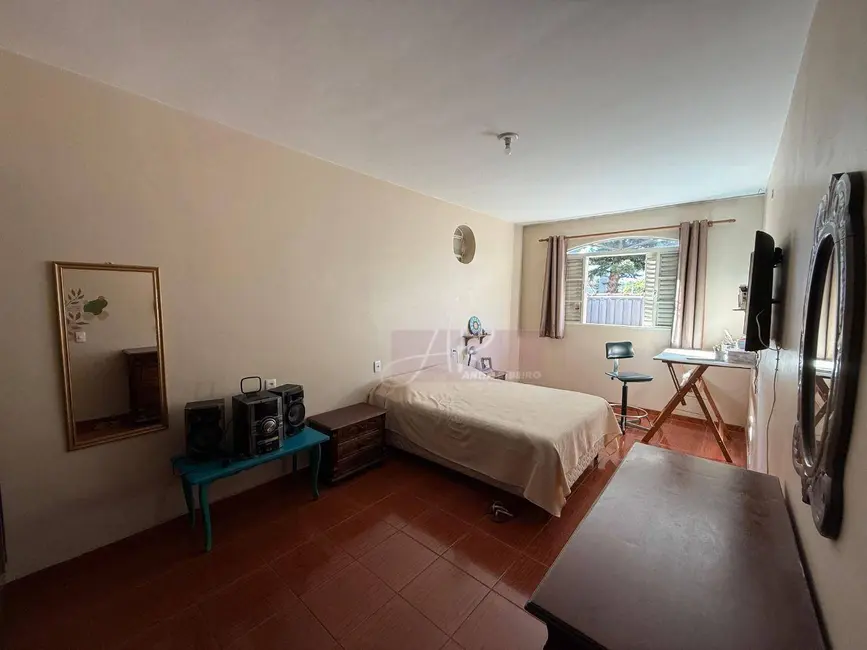 Foto 7 de Casa com 5 quartos à venda, 450m2 em Pouso Alegre - MG