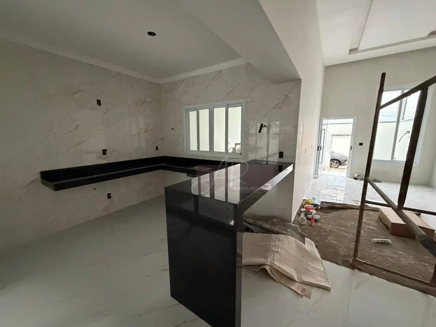Foto 1 de Casa com 3 quartos à venda, 175m2 em Jardim Paraíso, Pouso Alegre - MG