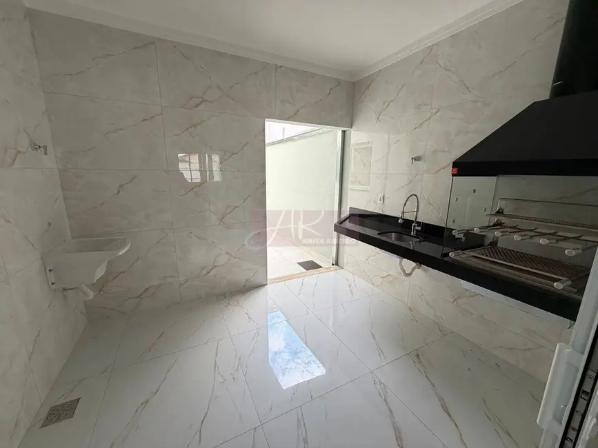 Foto 4 de Casa com 3 quartos à venda, 175m2 em Jardim Paraíso, Pouso Alegre - MG