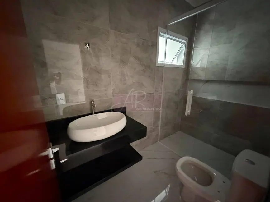 Foto 7 de Casa com 3 quartos à venda, 175m2 em Jardim Paraíso, Pouso Alegre - MG