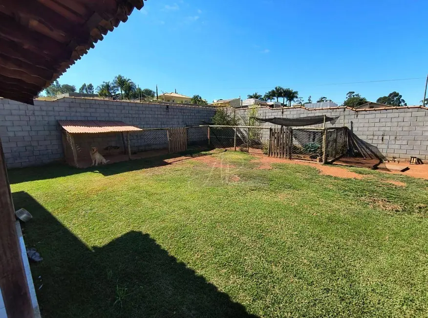 Chácara com 3 quartos à venda, 1000m2 em Pouso Alegre - MG - imagem 7 Foto 7 de Chácara com 3 quartos à venda, 1000m2 em Pouso Alegre - MG