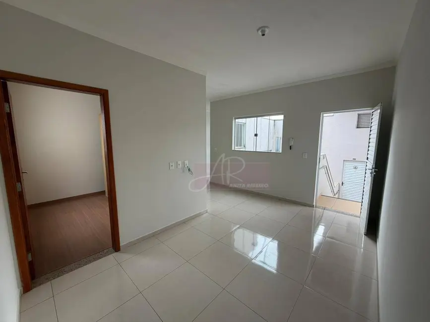 Apartamento com 2 quartos à venda, 51m2 em Cidade Vergani, Pouso Alegre - MG - imagem 3 Foto 3 de Apartamento com 2 quartos à venda, 51m2 em Cidade Vergani, Pouso Alegre - MG