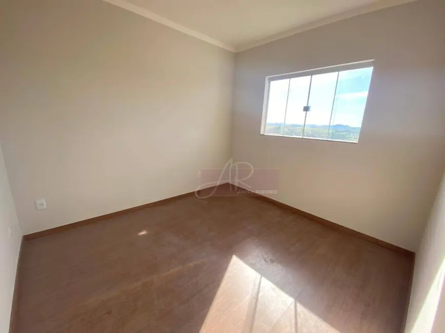 Foto 5 de Apartamento com 2 quartos à venda, 51m2 em Cidade Vergani, Pouso Alegre - MG