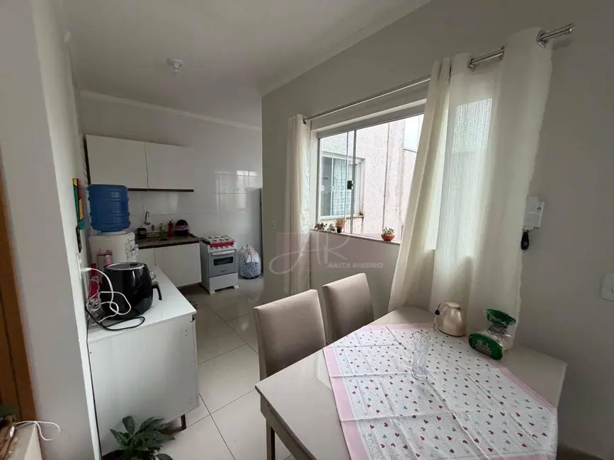 Foto 3 de Apartamento com 2 quartos à venda, 51m2 em Cidade Vergani, Pouso Alegre - MG