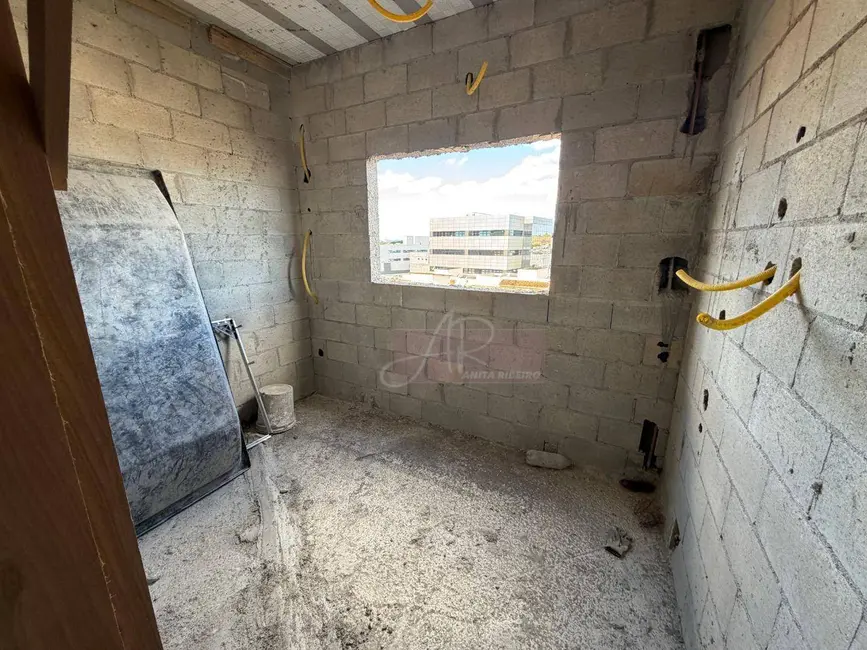 Foto 5 de Apartamento com 3 quartos à venda, 90m2 em Nossa Senhora Aparecida, Pouso Alegre - MG