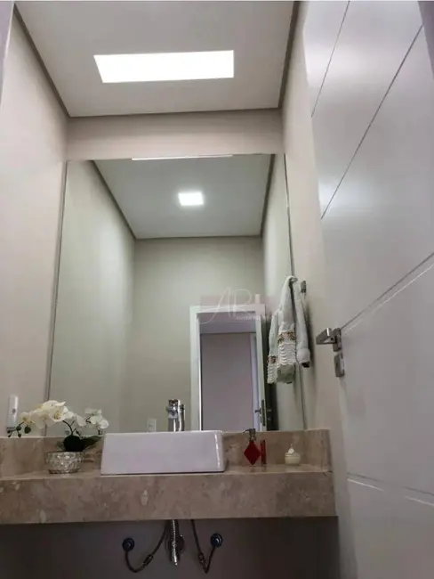Casa com 4 quartos à venda, 302m2 em Pousada dos Campos II, Pouso Alegre - MG - imagem 5 Foto 5 de Casa com 4 quartos à venda, 302m2 em Pousada dos Campos II, Pouso Alegre - MG