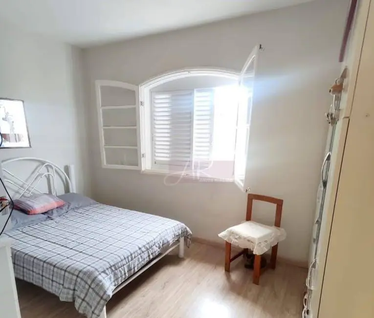 Foto 5 de Casa com 4 quartos à venda, 154m2 em Santa Filomena, Pouso Alegre - MG