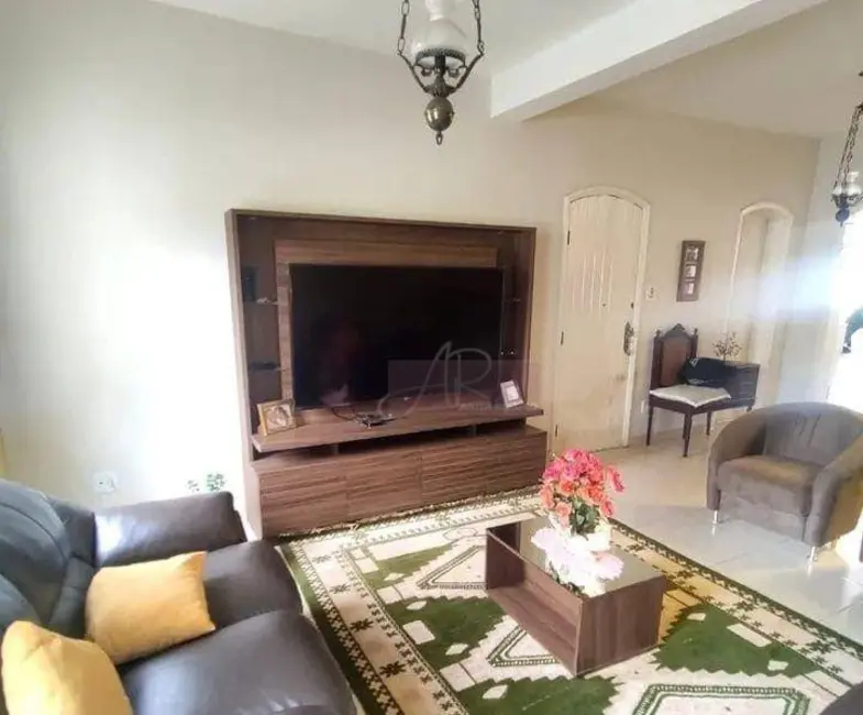 Foto 1 de Casa com 4 quartos à venda, 154m2 em Santa Filomena, Pouso Alegre - MG