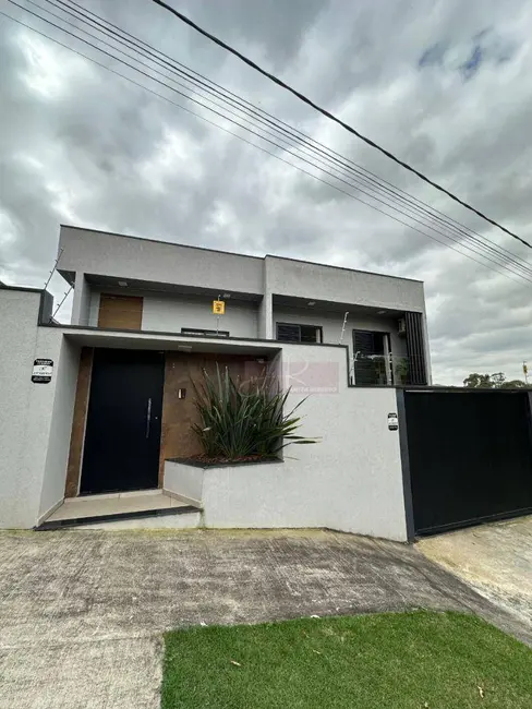 Foto 1 de Casa com 4 quartos à venda, 320m2 em Buritis, Pouso Alegre - MG