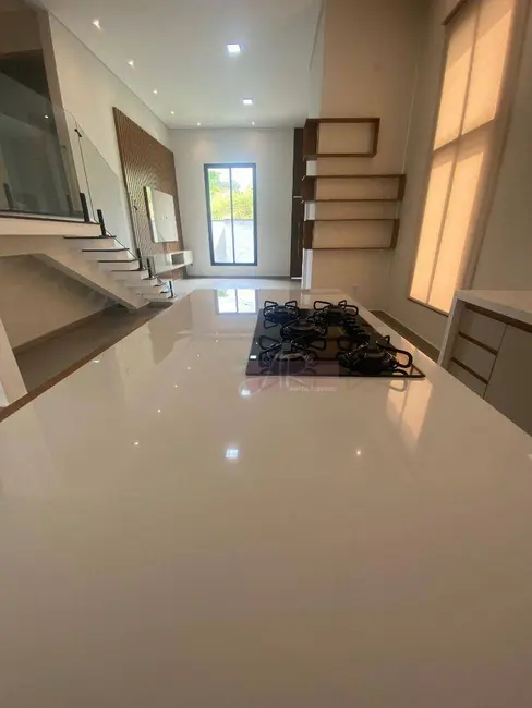 Foto 9 de Casa com 4 quartos à venda, 320m2 em Buritis, Pouso Alegre - MG