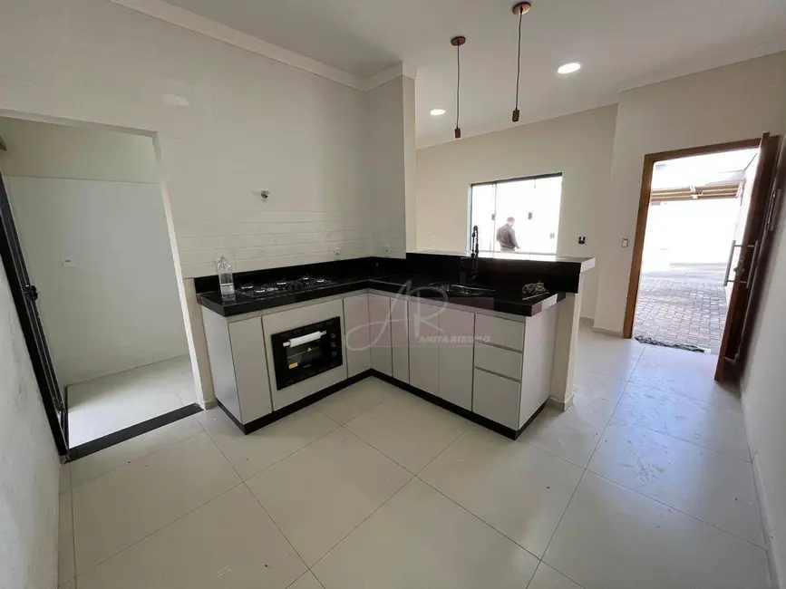 Casa com 2 quartos à venda, 100m2 em Centro, Pouso Alegre - MG - imagem 3 Foto 3 de Casa com 2 quartos à venda, 100m2 em Centro, Pouso Alegre - MG