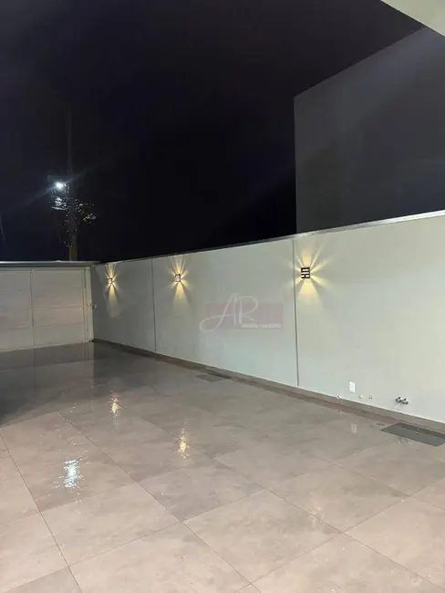 Foto 5 de Casa com 4 quartos à venda, 200m2 em Parque Real, Pouso Alegre - MG