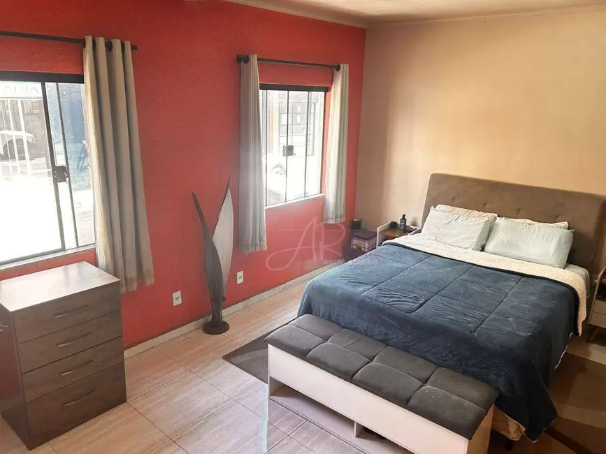 Foto 6 de Casa com 3 quartos à venda, 170m2 em Centro, Pouso Alegre - MG