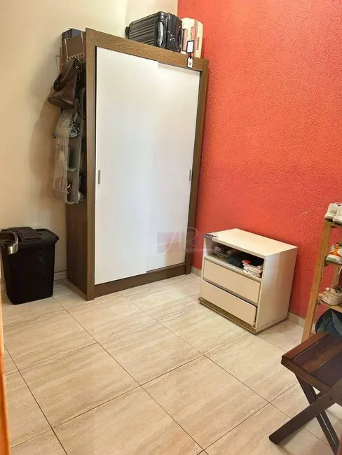 Foto 9 de Casa com 3 quartos à venda, 170m2 em Centro, Pouso Alegre - MG