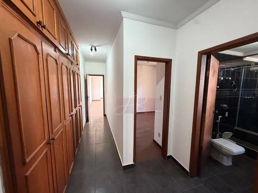 Apartamento com 3 quartos à venda, 137m2 em Centro, Pouso Alegre - MG - imagem 7 Foto 7 de Apartamento com 3 quartos à venda, 137m2 em Centro, Pouso Alegre - MG