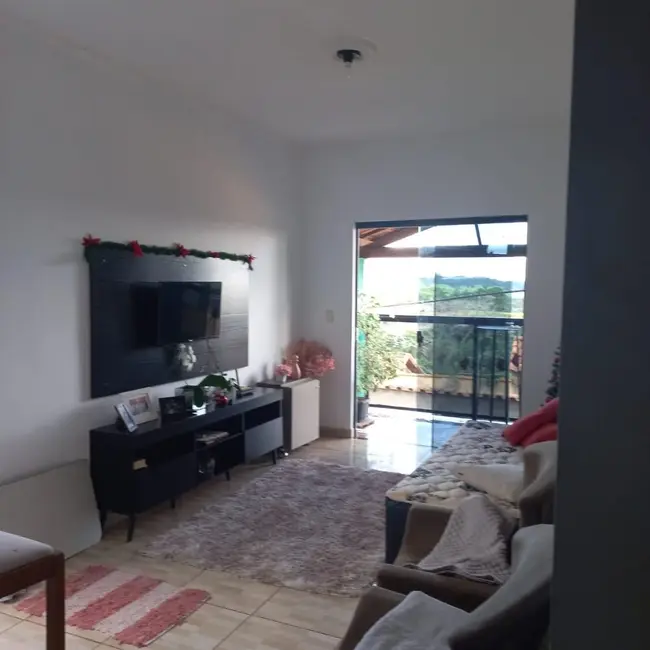 Foto 1 de Casa com 2 quartos à venda, 300m2 em Pouso Alegre - MG