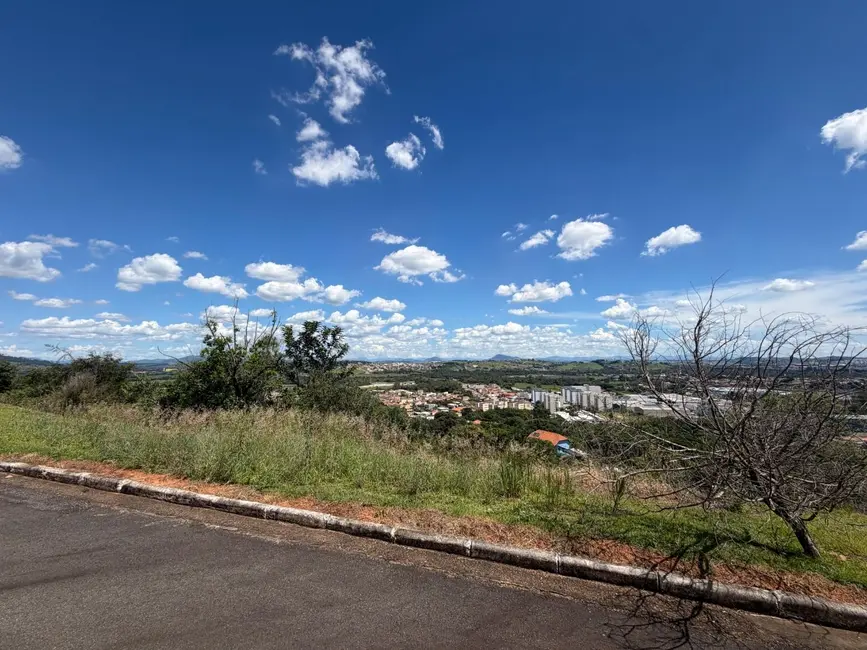 Foto 4 de Terreno / Lote à venda, 1350m2 em Pouso Alegre - MG
