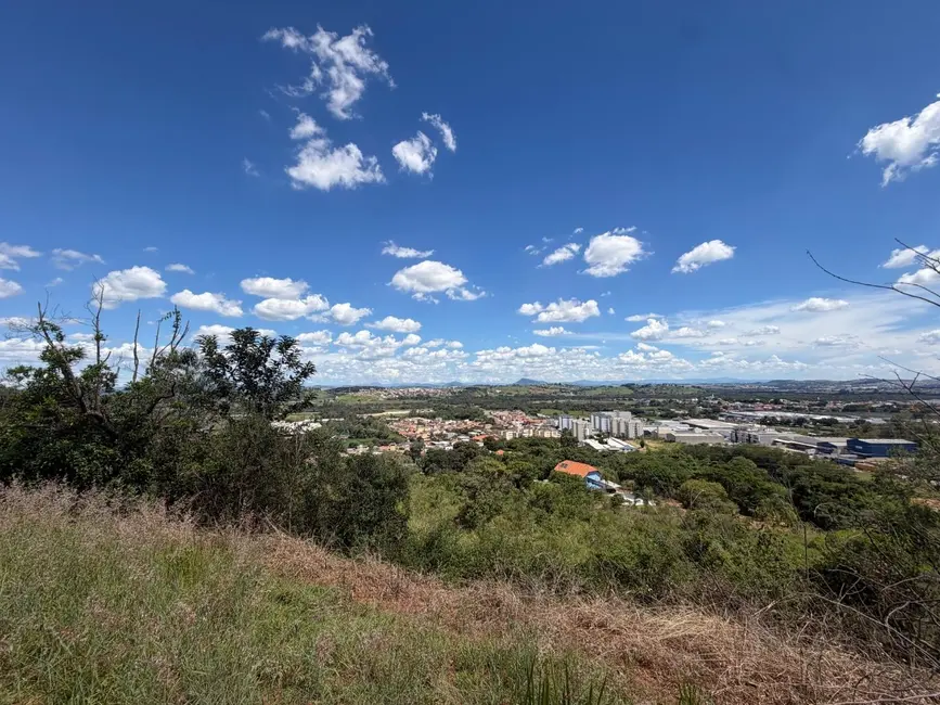Foto 2 de Terreno / Lote à venda, 1350m2 em Pouso Alegre - MG