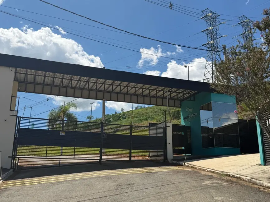 Foto 1 de Terreno / Lote à venda, 1350m2 em Pouso Alegre - MG