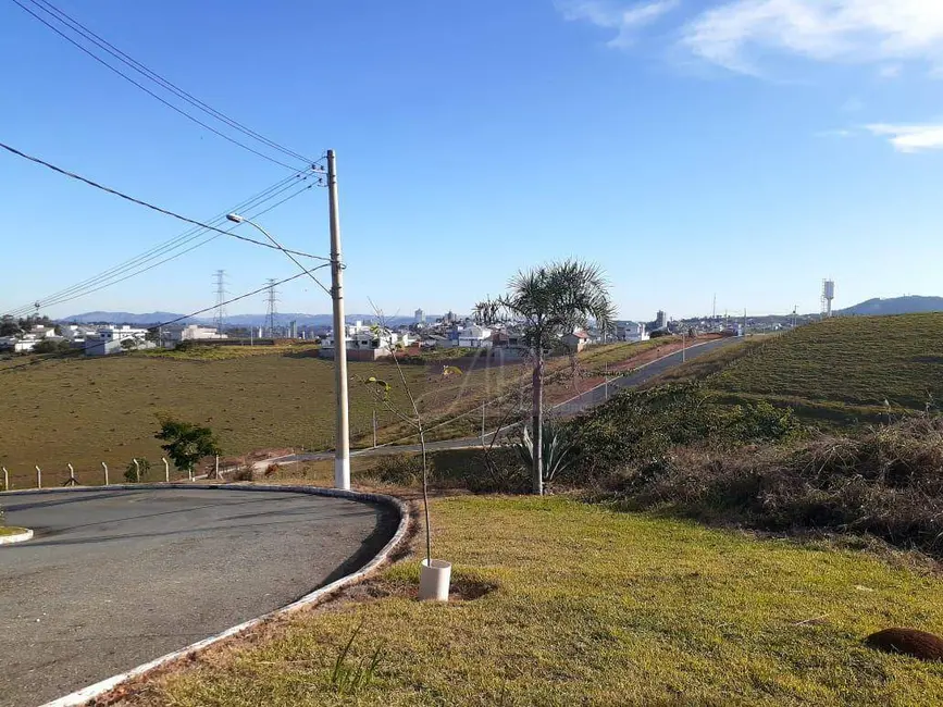 Foto 7 de Terreno / Lote à venda, 2187m2 em Pouso Alegre - MG