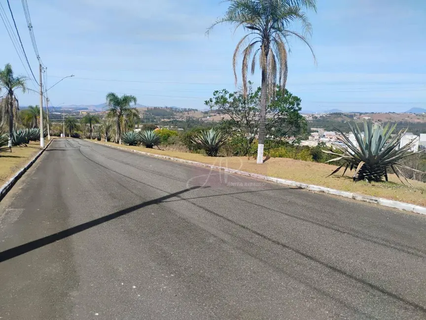 Foto 7 de Terreno / Lote à venda, 1890m2 em Pouso Alegre - MG