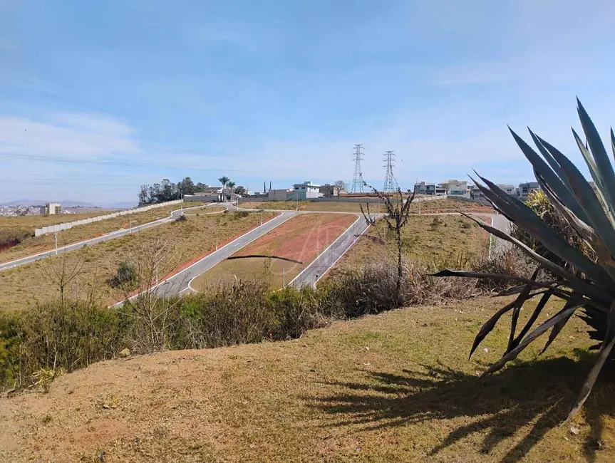 Foto 4 de Terreno / Lote à venda, 1890m2 em Pouso Alegre - MG
