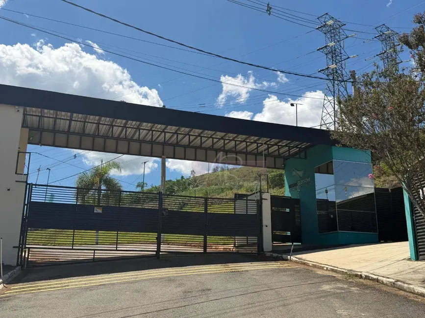 Foto 1 de Terreno / Lote à venda, 996m2 em Pouso Alegre - MG