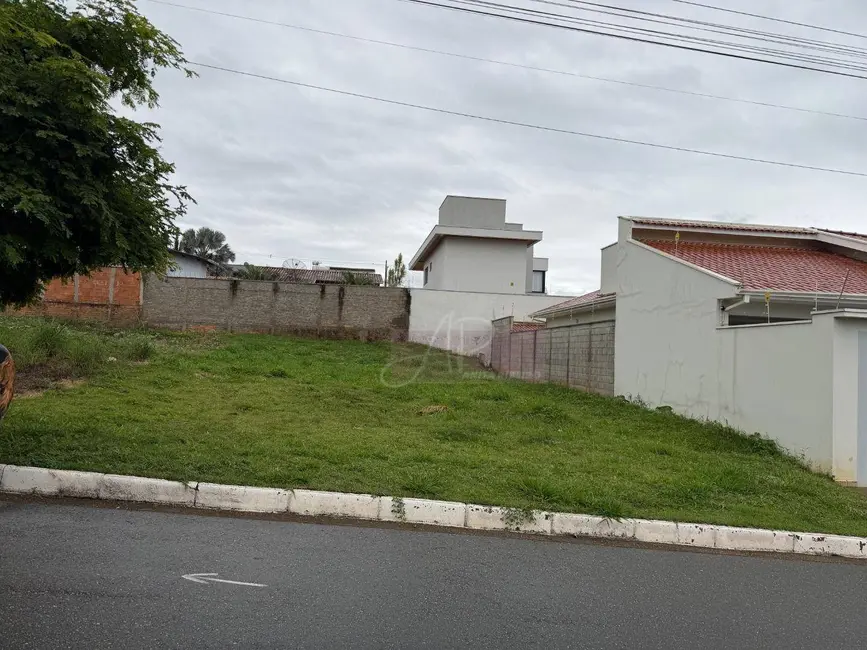 Foto 1 de Terreno / Lote à venda, 300m2 em Buritis, Pouso Alegre - MG