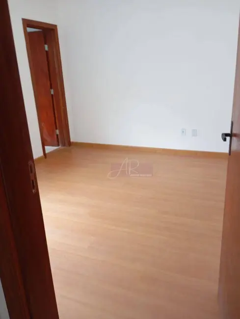 Foto 4 de Casa com 2 quartos à venda, 100m2 em Parque Real, Pouso Alegre - MG