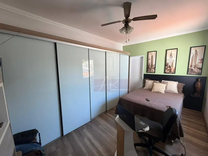 Foto 7 de Casa com 7 quartos à venda, 160m2 em Centro, Pouso Alegre - MG