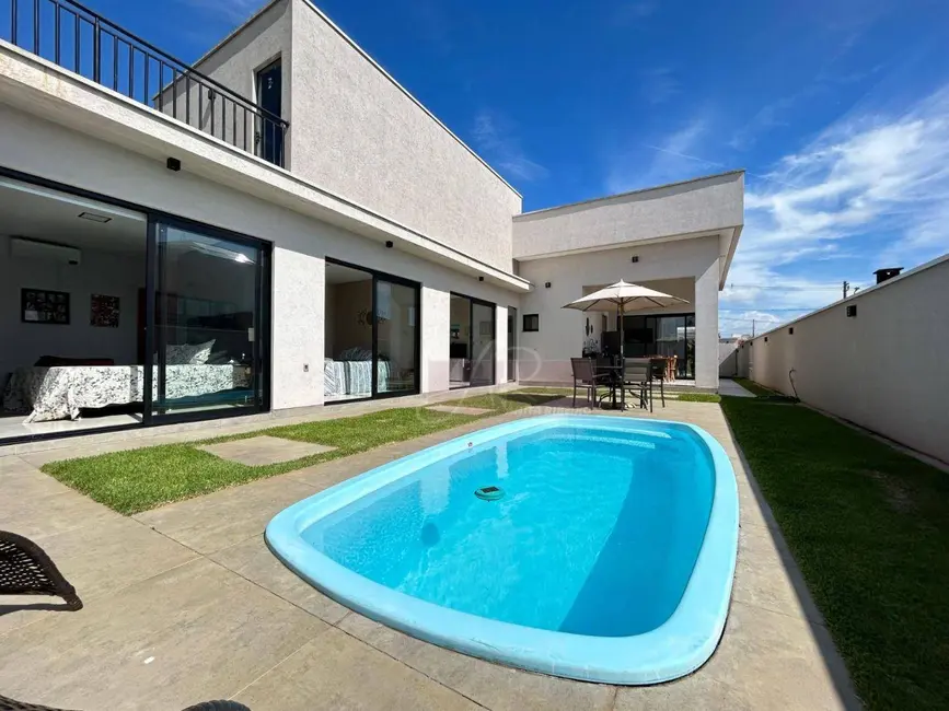 Foto 2 de Casa com 3 quartos à venda, 378m2 em Pouso Alegre - MG