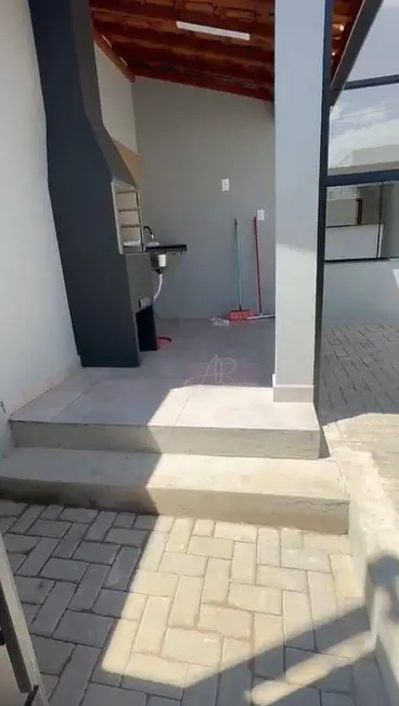 Foto 2 de Casa com 2 quartos à venda em Parque Real, Pouso Alegre - MG