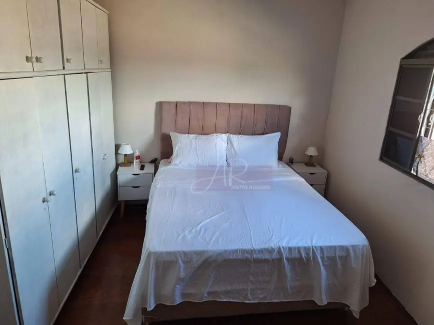 Foto 7 de Casa com 1 quarto à venda, 160m2 em Pouso Alegre - MG