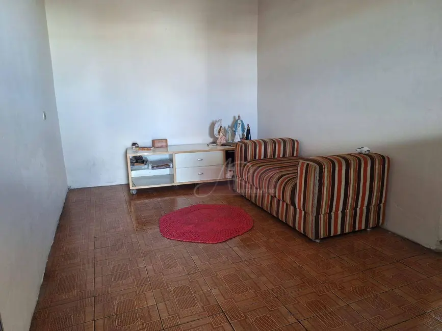 Foto 2 de Casa com 1 quarto à venda, 160m2 em Pouso Alegre - MG