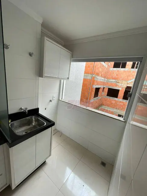 Foto 4 de Apartamento com 3 quartos à venda, 80m2 em Pouso Alegre - MG