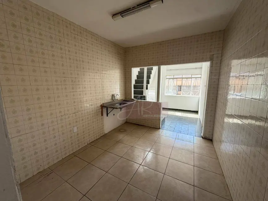 Foto 4 de Casa com 3 quartos à venda, 84m2 em Nossa Senhora Aparecida, Pouso Alegre - MG