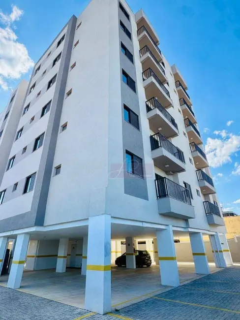 Foto 2 de Apartamento com 3 quartos à venda, 94m2 em São Carlos, Pouso Alegre - MG