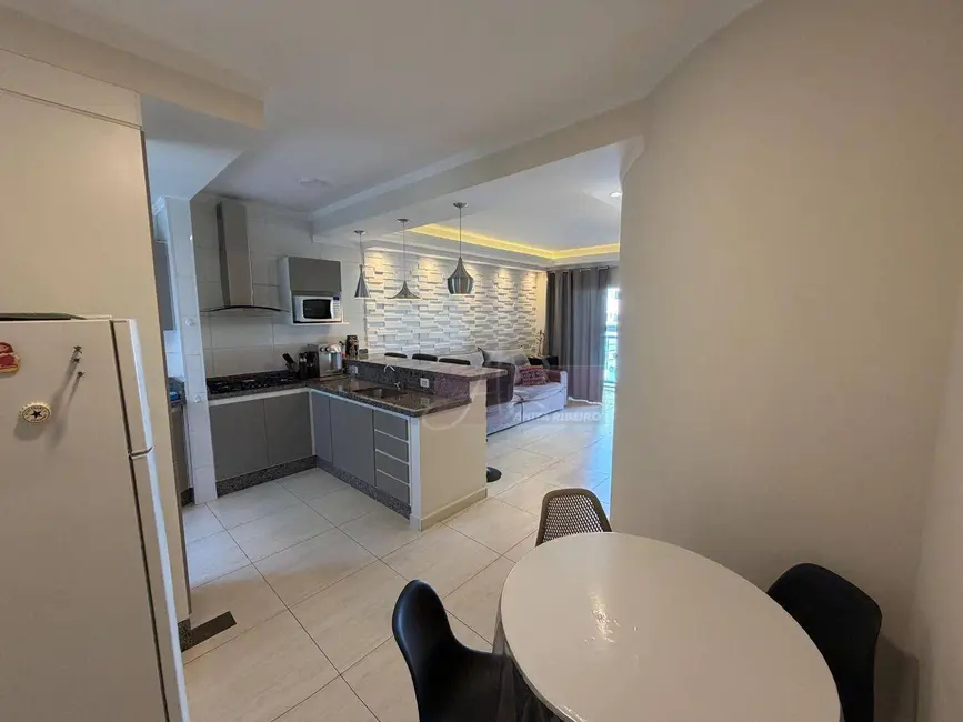 Foto 9 de Apartamento com 2 quartos à venda, 84m2 em Pouso Alegre - MG