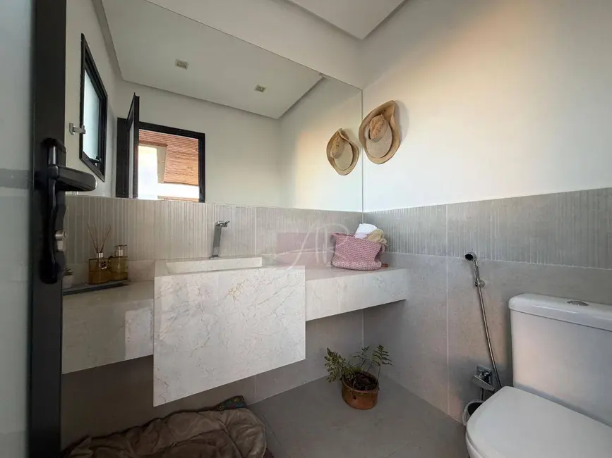 Casa com 4 quartos à venda, 360m2 em Residencial Astúrias, Pouso Alegre - MG - imagem 4 Foto 4 de Casa com 4 quartos à venda, 360m2 em Residencial Astúrias, Pouso Alegre - MG