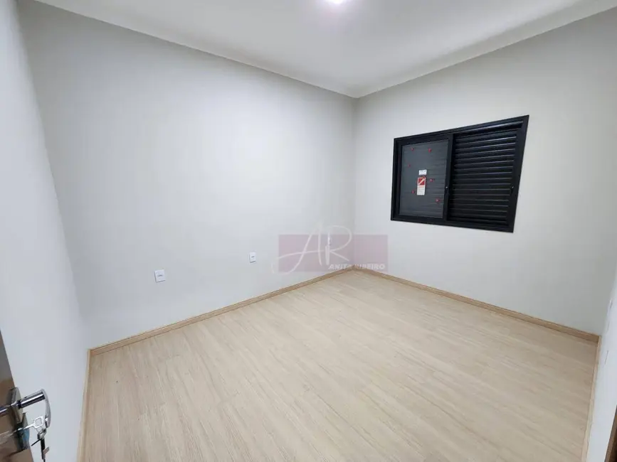Foto 9 de Casa com 3 quartos à venda, 300m2 em Jardim Floresta, Pouso Alegre - MG