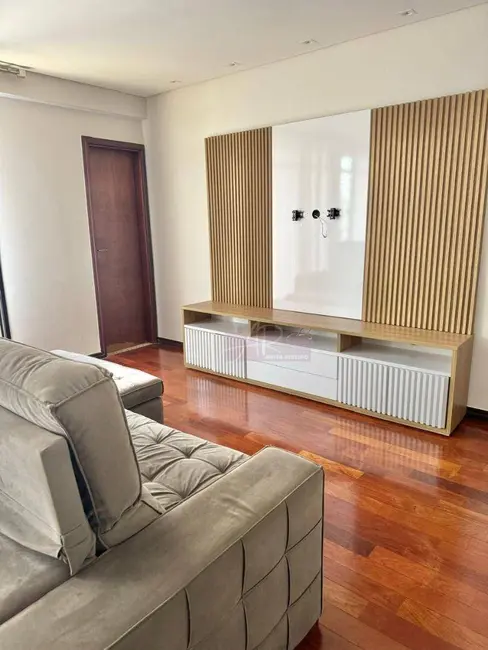 Foto 4 de Apartamento com 3 quartos à venda, 133m2 em Centro, Pouso Alegre - MG